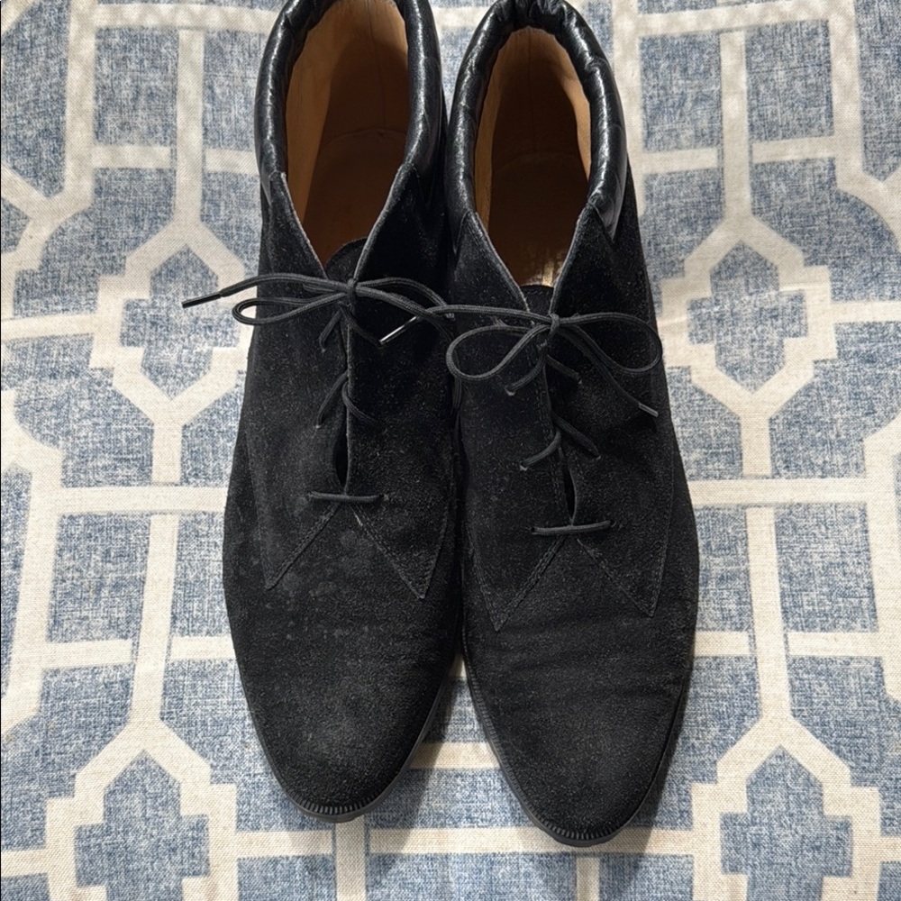 Salvatore Ferragamo Black Chukka Boots Classic Style
